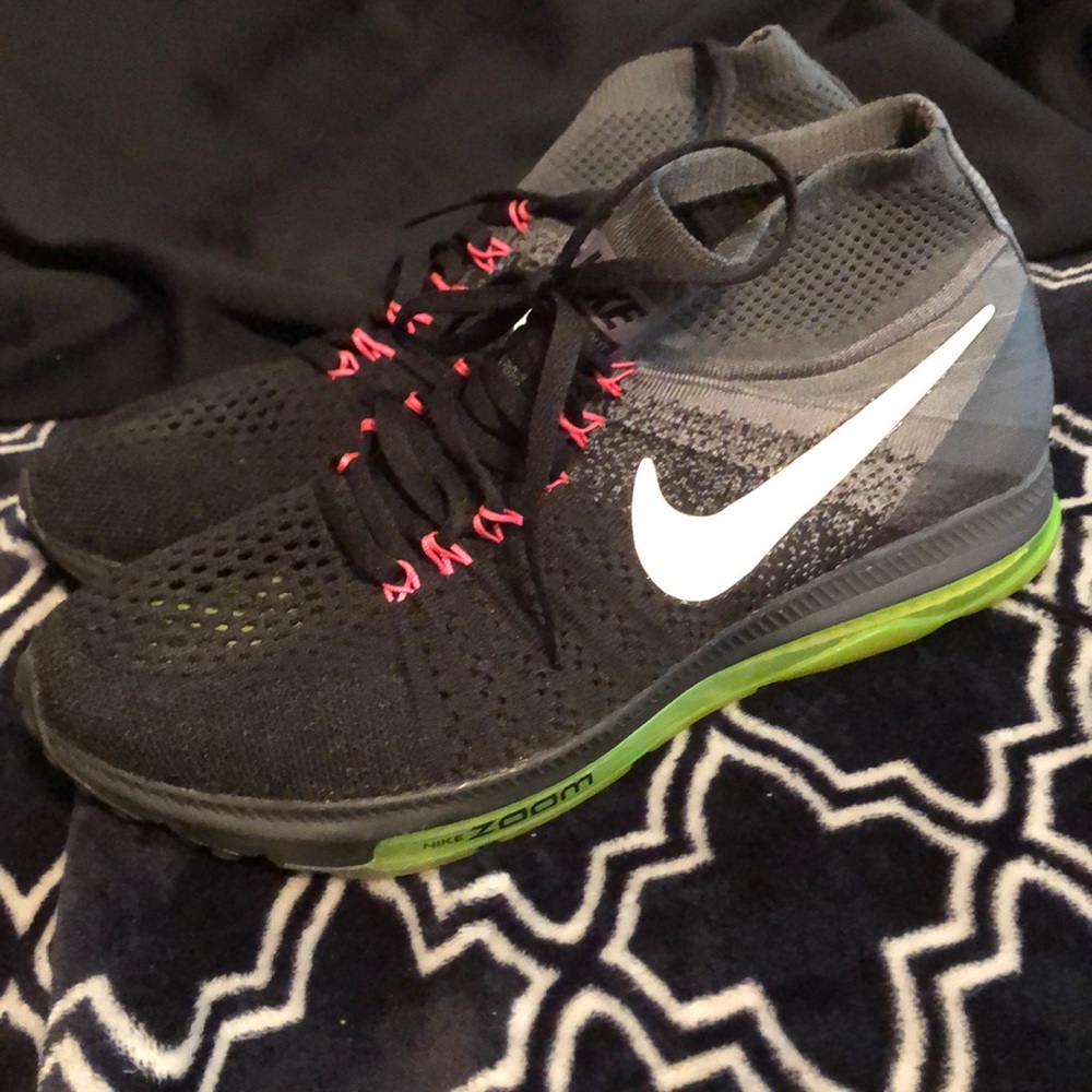 Nike All Out Zoom